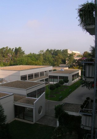 Diakonissenhaus Bethlehem, Karlsruhe  -- Blick nach Nord-Westen (mit Fachschule fr Erziehung)

Klicken fr das nchste Bild