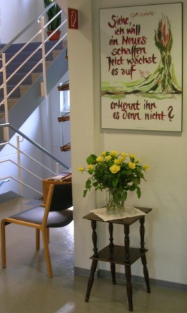 Diakonissenhaus Bethlehem, Karlsruhe  -- Jahreslosung im Eingangsbereich der Diakonissen

Klicken f�r das n�chste Bild