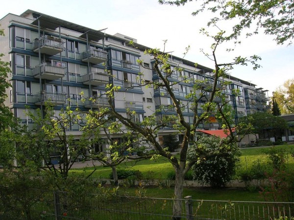 Diakonissenhaus Bethlehem, Karlsruhe  -- von Osten

Klicken fr das nchste Bild