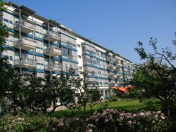 Diakonissenhaus Bethlehem, Karlsruhe  -- von Osten

Klicken fr das nchste Bild